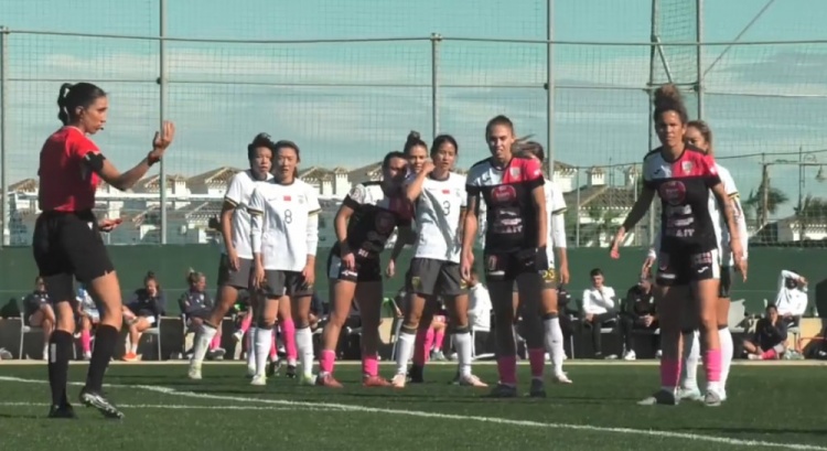  唐佳麗梅開二度、邵子欽破門，中國女足3-2擊敗Alhama俱樂部女足