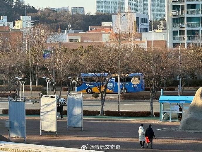  泰山隊退賽！博主：蔚山的大巴已經(jīng)抵達球場，隨后又開了回去