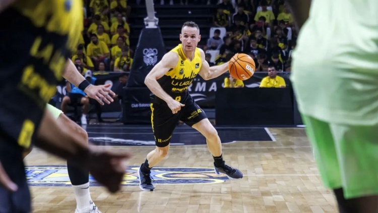  NBA初代老六，42歲進(jìn)入生涯巔峰？！