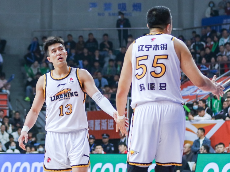 里程碑！韓德君8625分追平郭艾倫 并列遼籃隊史得分王