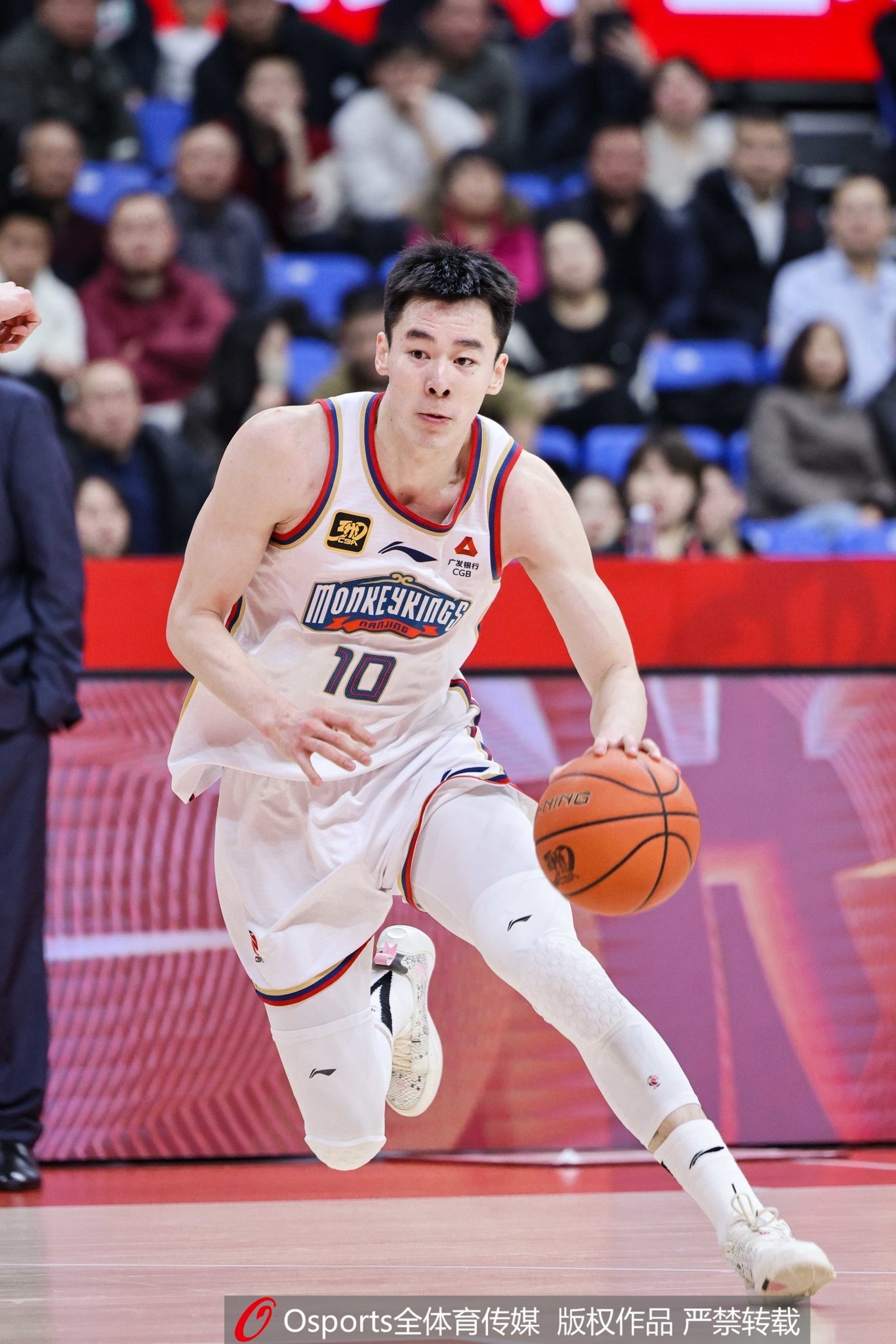  沖擊力十足！郭昊文17投5中&罰球14中12 得到24分10板5助